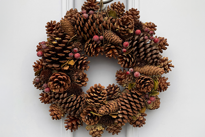 Pine cone wreath