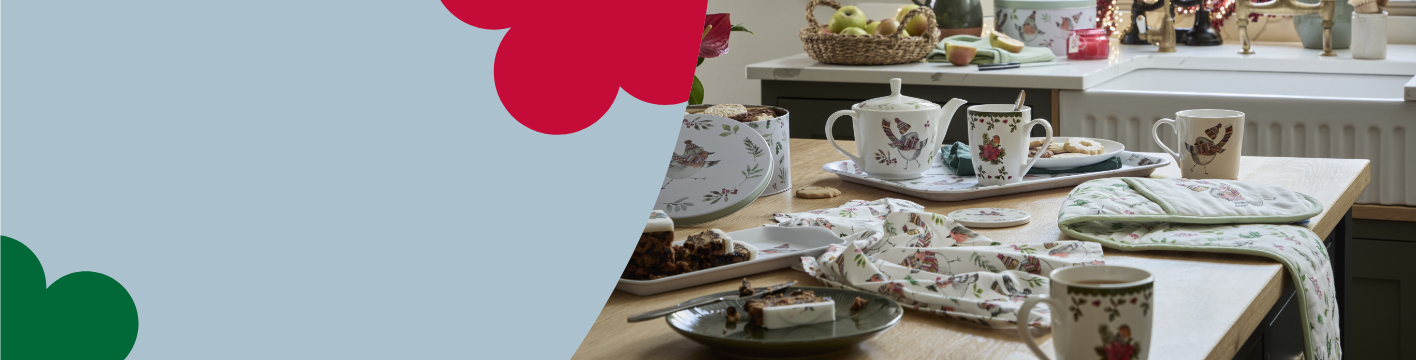 Christmas table & bakeware