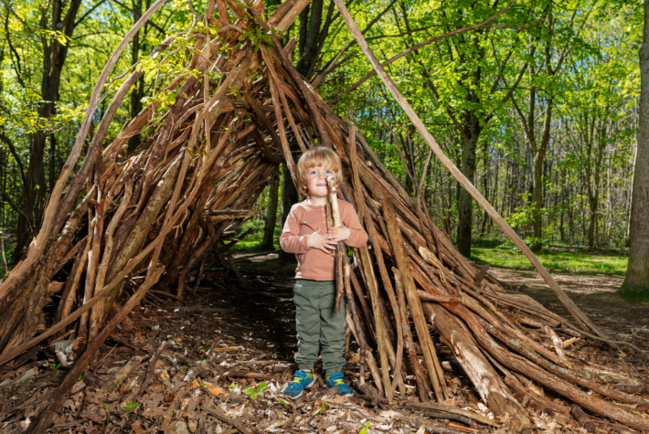 Build a reading den