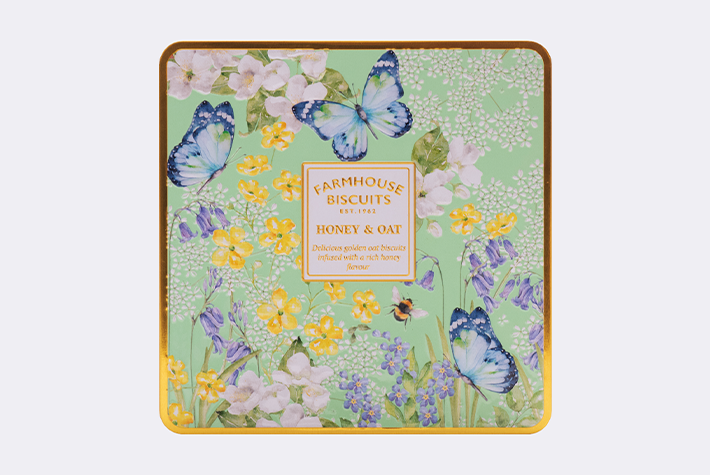 Honey & oat biscuits in English cottage tin