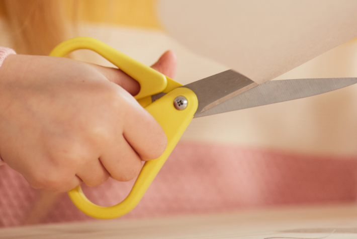Make your own wildflower suncatchers