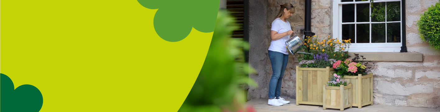 Wooden planters & pots