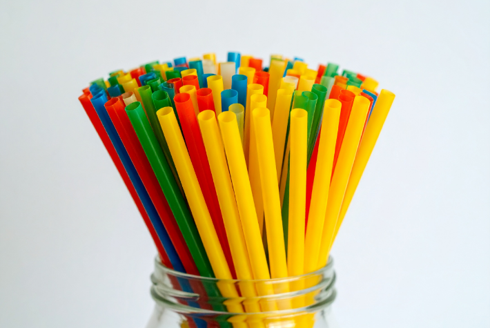 Make your own edible wiggly worms in dirt