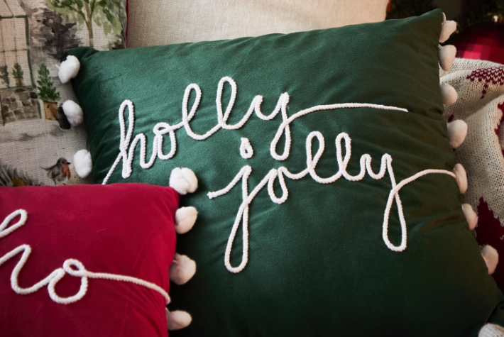 Cushions Throws & Rug