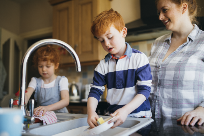 Team Green vs Team Brown Scrap Sorters