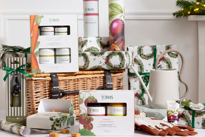 Create your own Christmas hamper