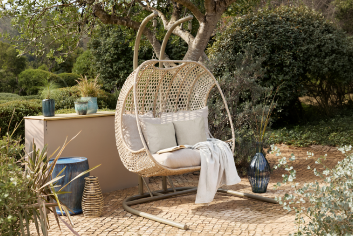 Malmo compact garden seating for two