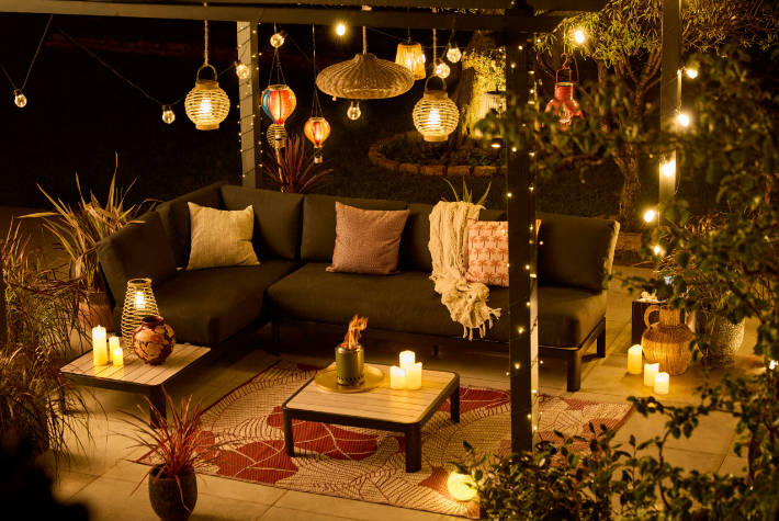How to host a winning summer garden party