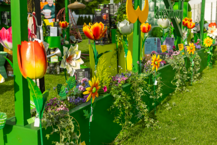 Dobbies Stand at The Scone Palace Garden Fair