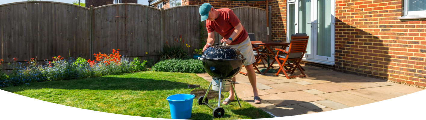 How to clean a BBQ after use