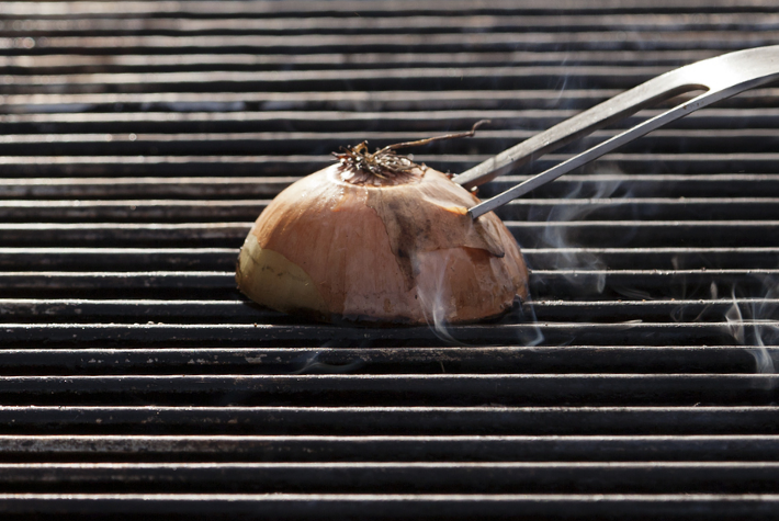 How to clean a BBQ after use