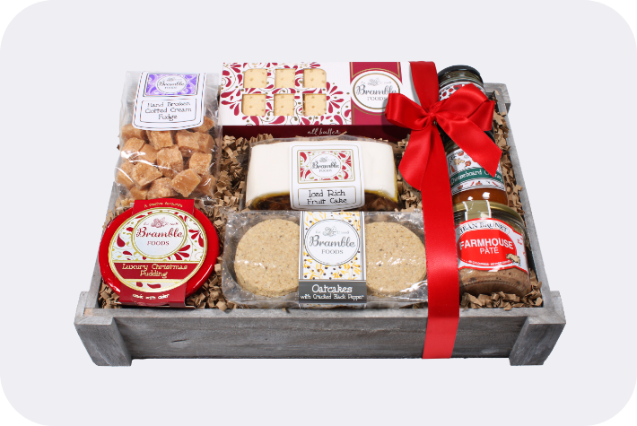 1018217 - Christmas Essentials Wood Hamper