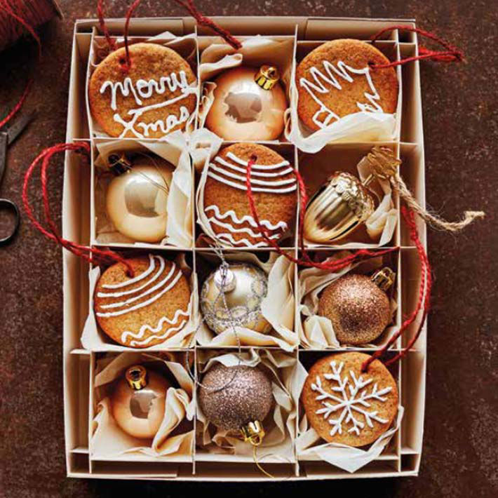 gingerbread baubles