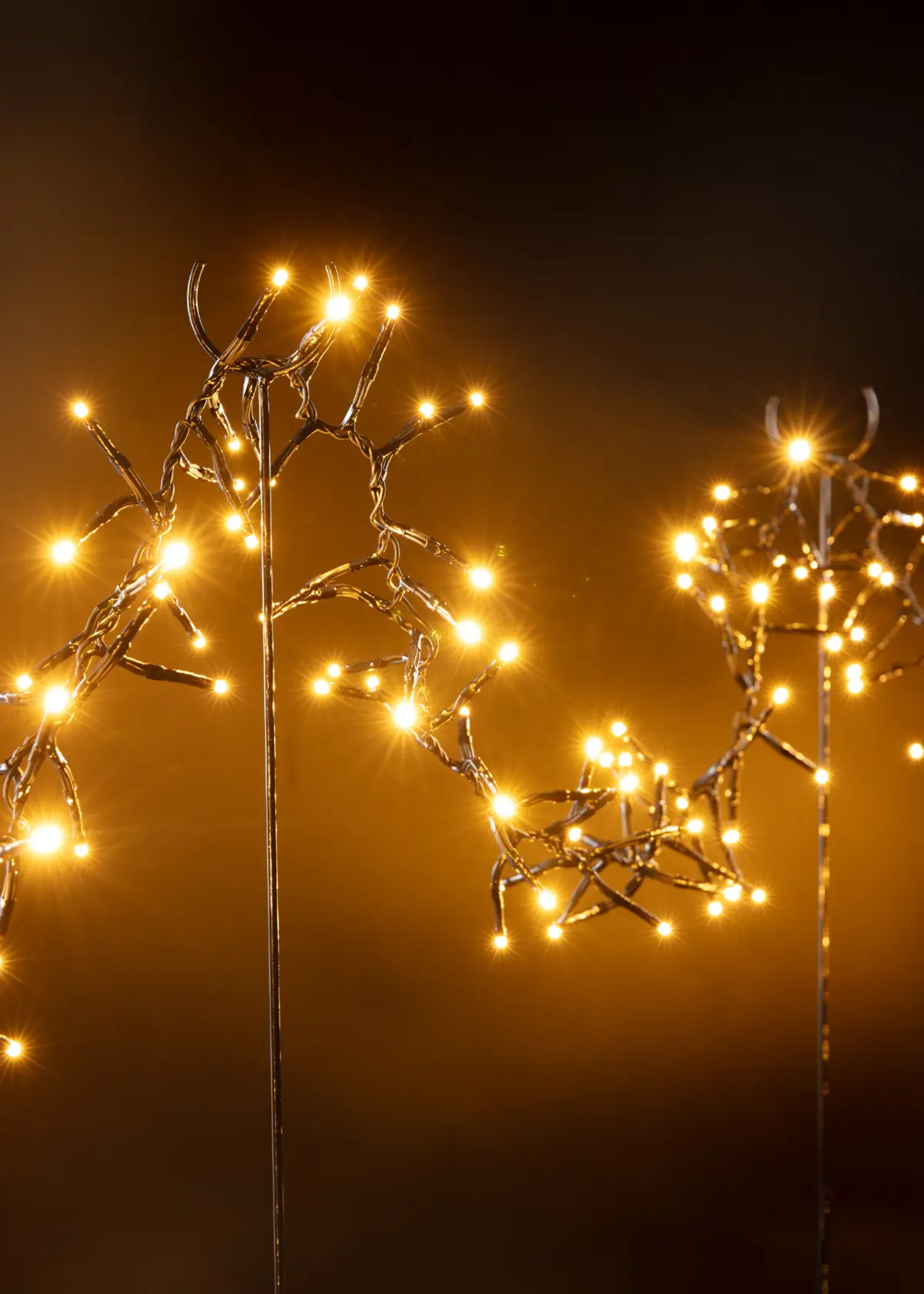 A photo of 480 Warm White Multifunction Cluster Stake Lights