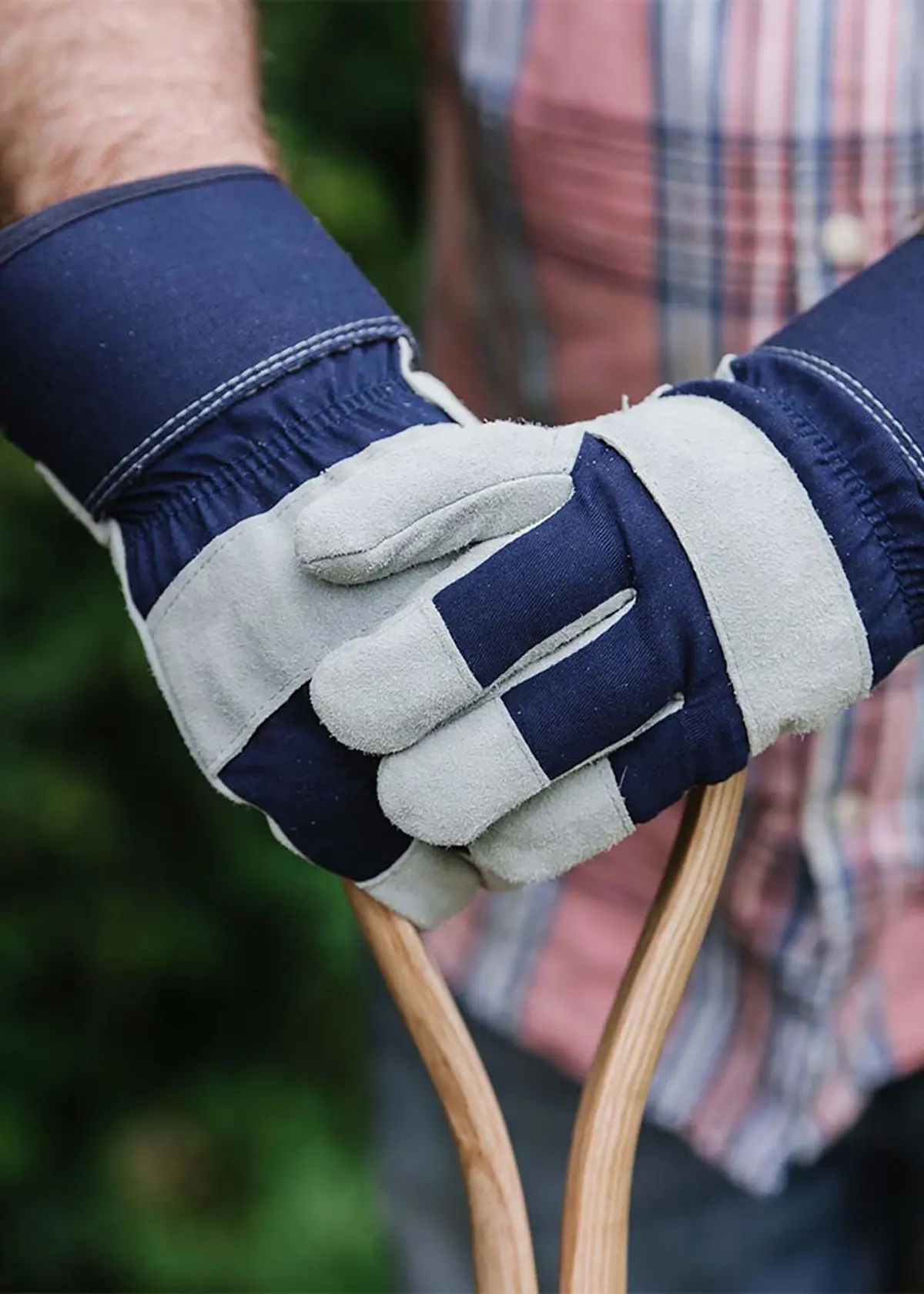 A photo of Fleece Lined Rigger Gardening Gloves Medium Navy