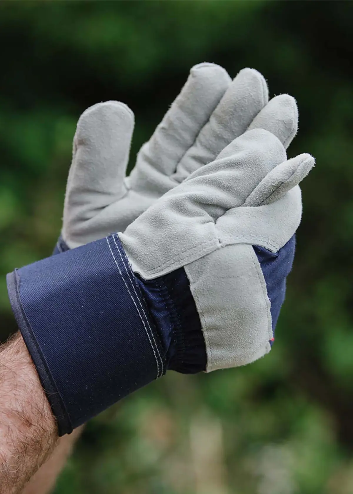 A photo of Mens Fleece Lined Rigger Gardening Gloves Navy