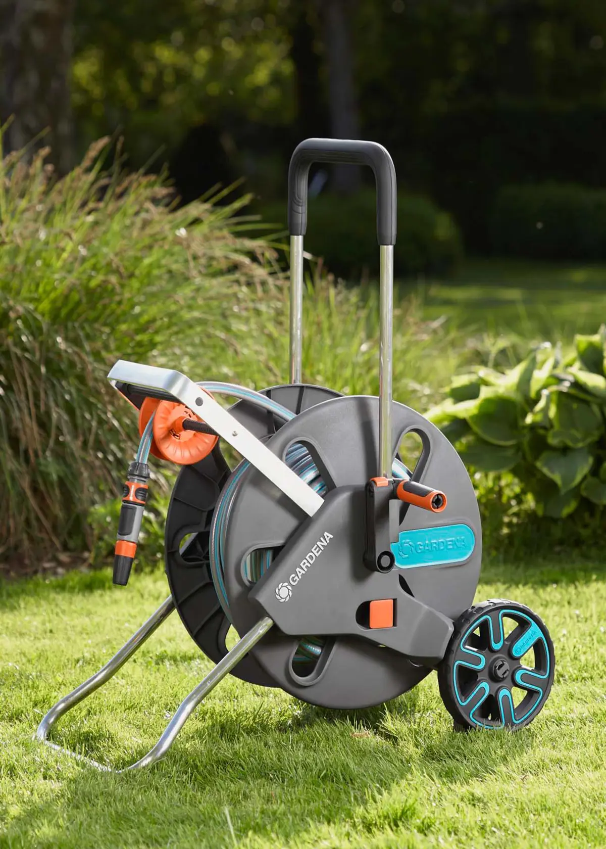 A photo of Gardena CleverRoll L Easy Set