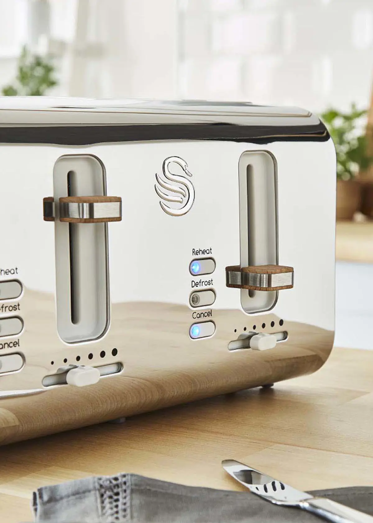 A photo of 4 Slice Nordic Toaster Grey