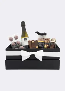 Hotel Chocolat Chocolate & Fizz Collection