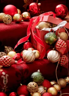 Pack of 37 Mixed-Finish Shatterproof Light Gold Baubles 6cm