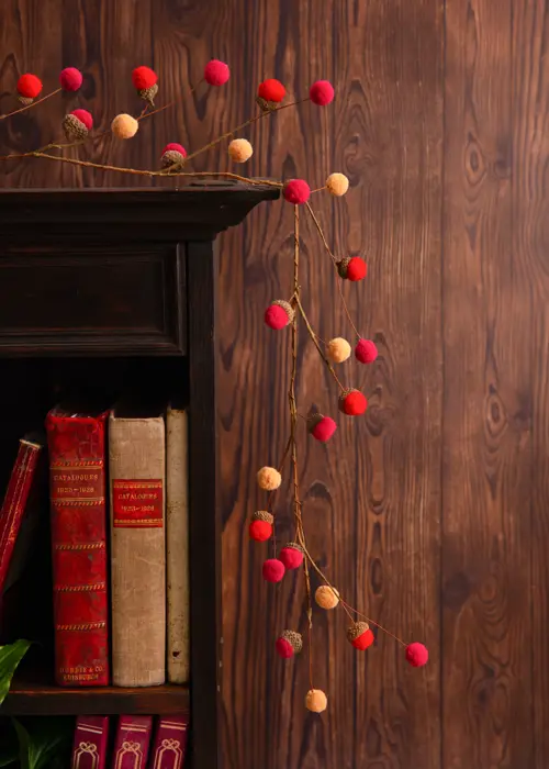 A photo of Acorn Garland 1.5m