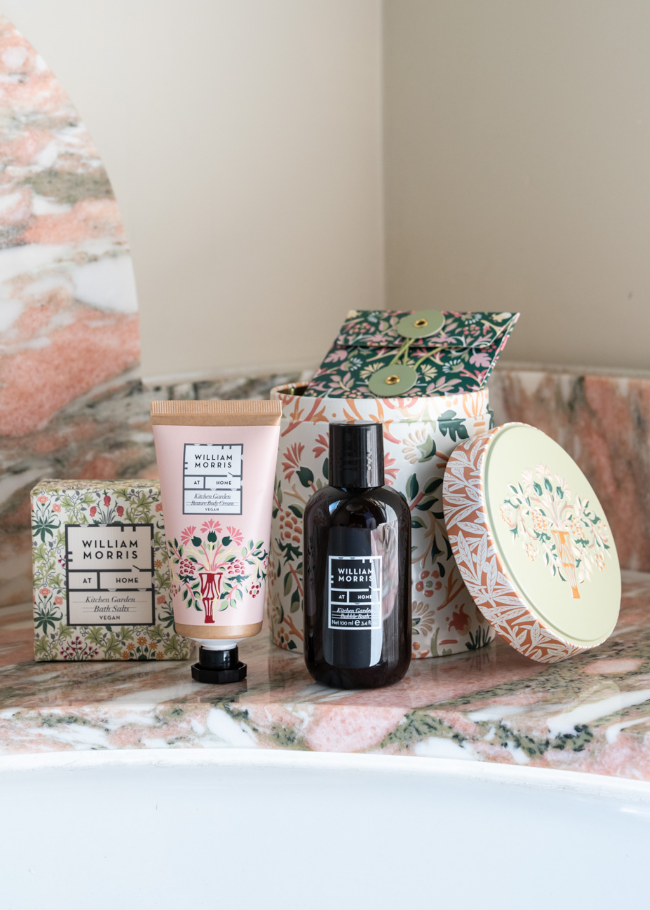 William Morris At Home Post-Gardening Bath & Body Gift Set