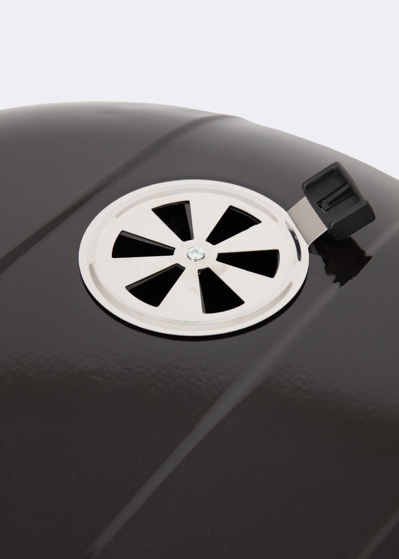 Dobbies 22" Kettle Charcoal BBQ
