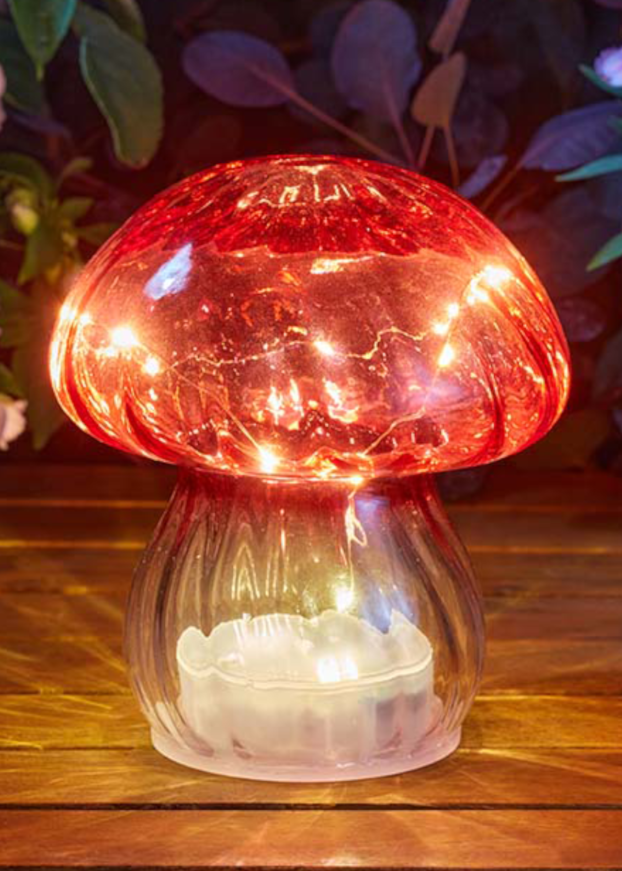 Crystal Shroom Solar Light-Up Decoration