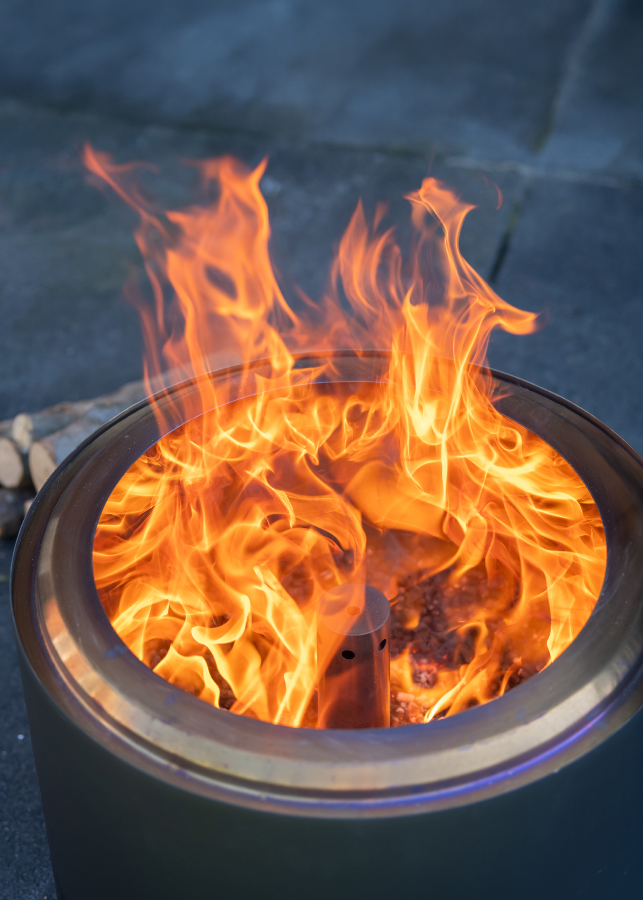 RedFire Volcano Pellet Fire Pit Extra Large Black