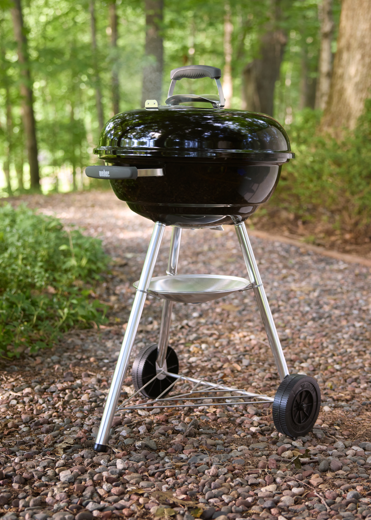 Weber Compact Kettle Charcoal BBQ 47cm | Dobbies Garden Centres