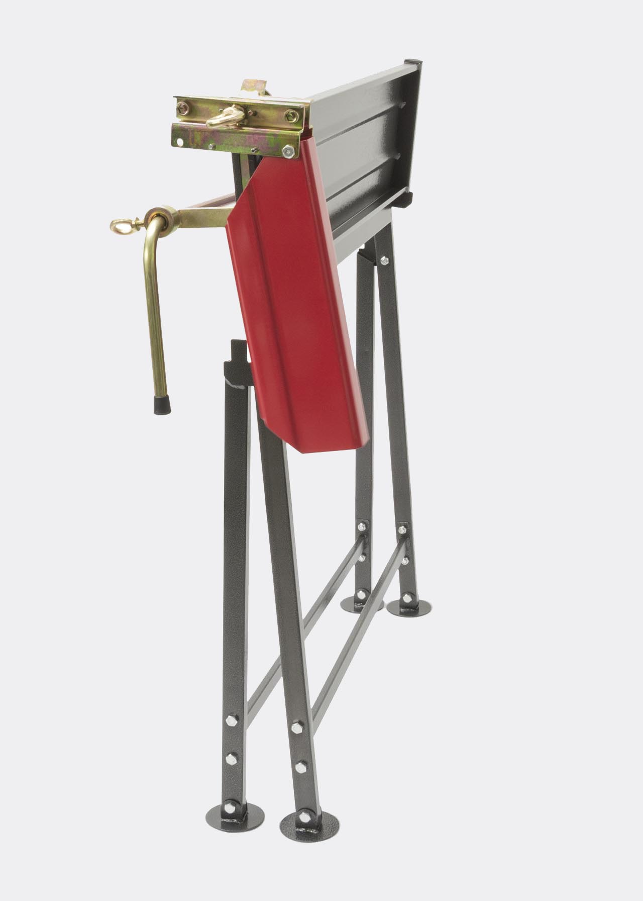 The Handy Foldable Saw Horse With Chainsaw Support | Dobbies