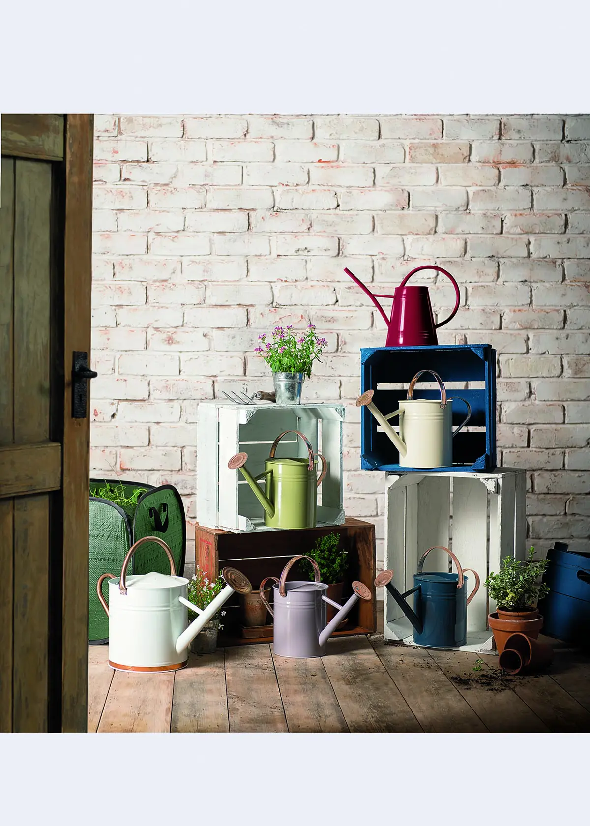 Kent & Stowe Metal Watering Can 4.5L Deep Violet