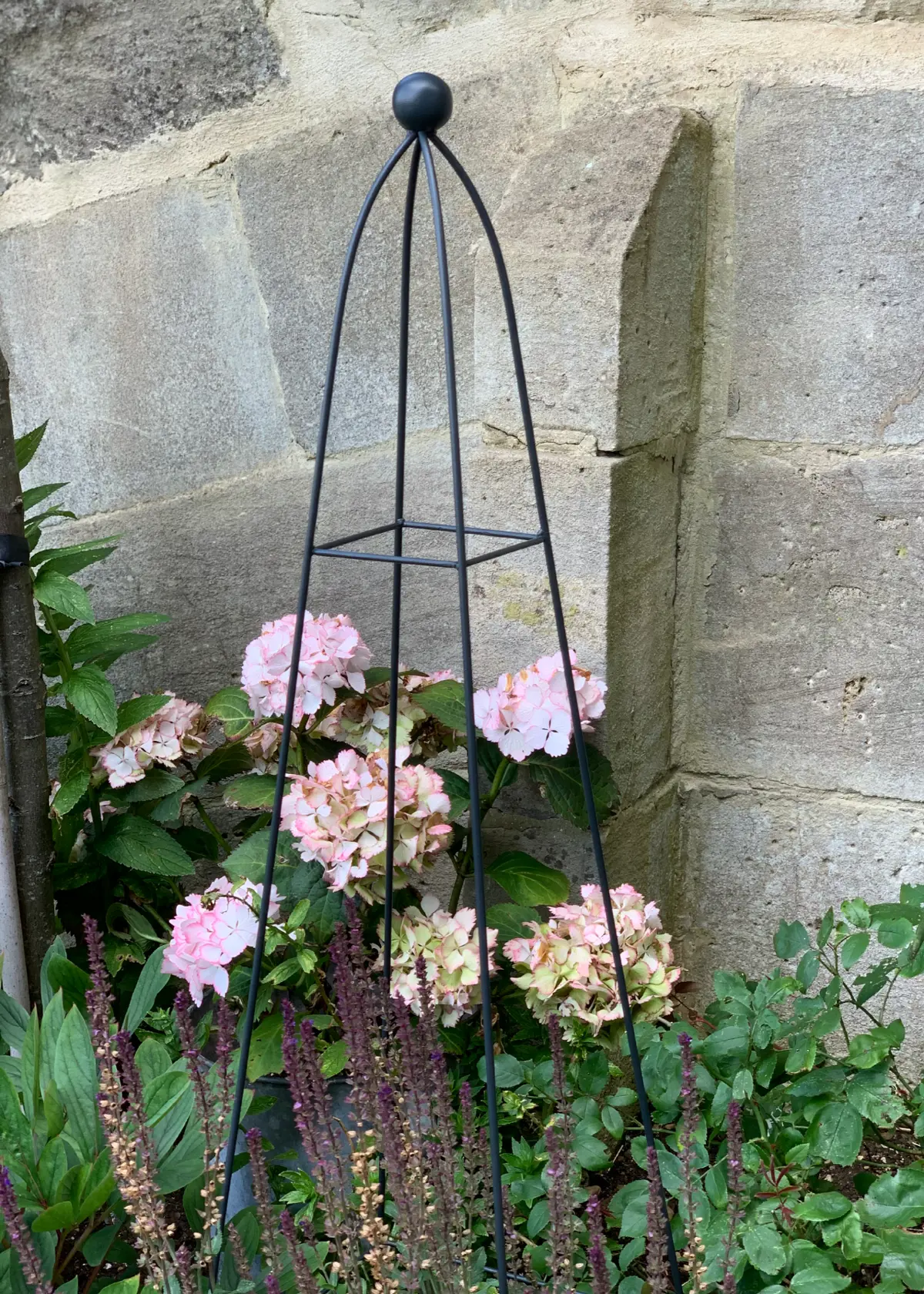 A photo of King Obelisk Contemporary 1.2m freestanding
