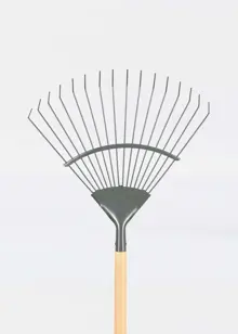 Kent & Stowe Stainless Steel Long Handled Lawn Rake