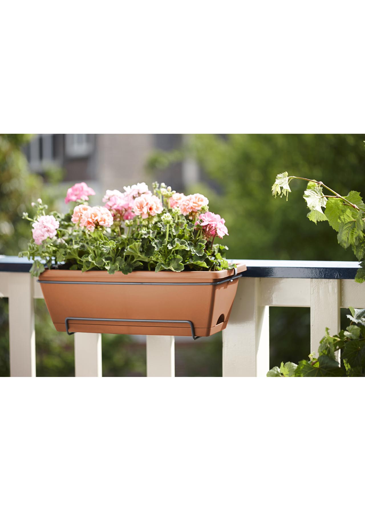 Elho Barcelona All-in-1 Planter 50cm Terra