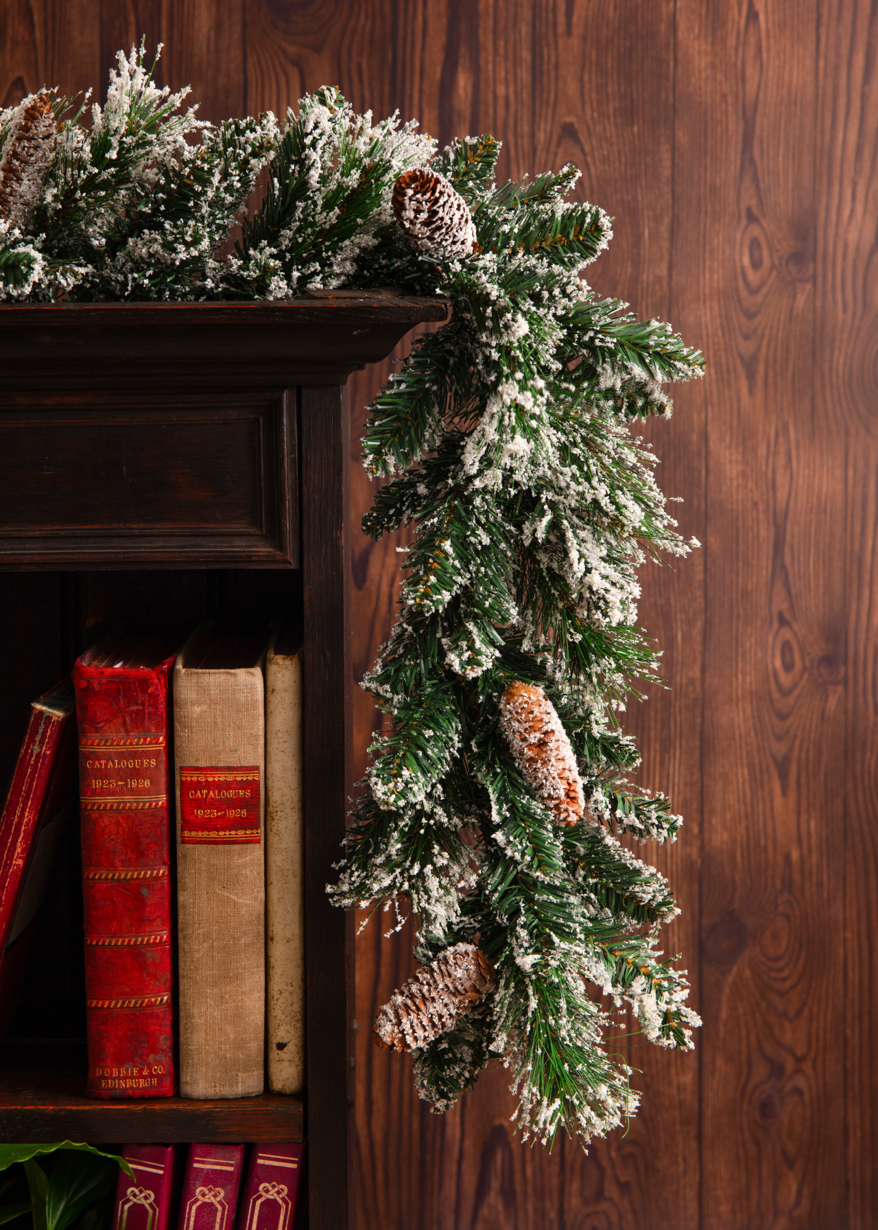 Ullswater Artificial Christmas Garland 1.8m