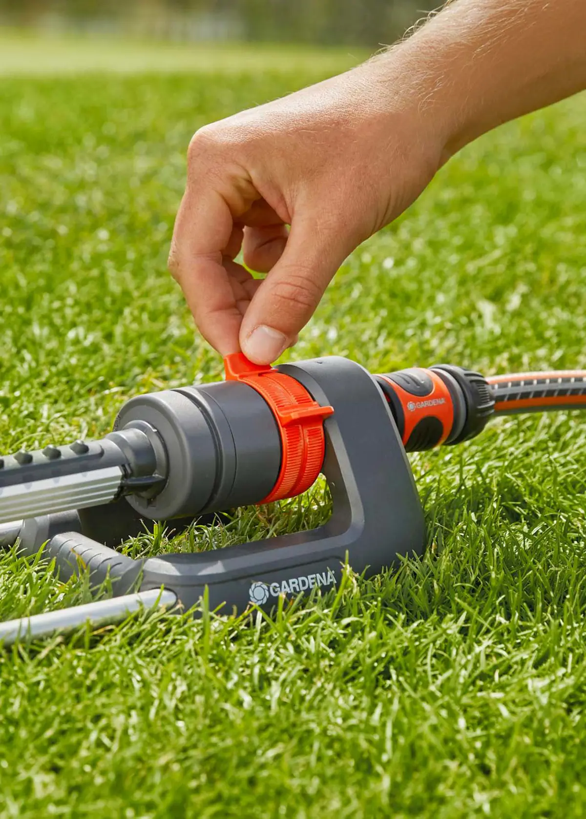 A photo of Oscillating Sprinkler Aqua L