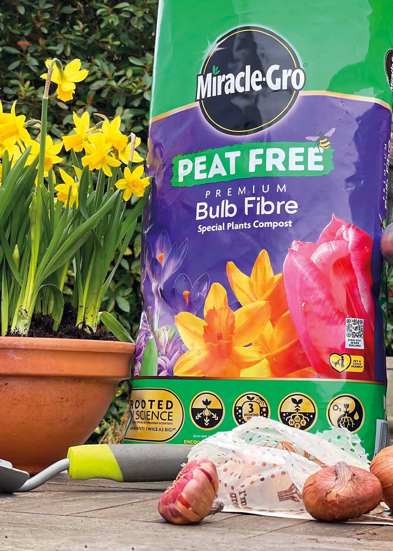 10L MiracleGro Bulb Fibre Peat Free Compost Dobbies Garden Centres