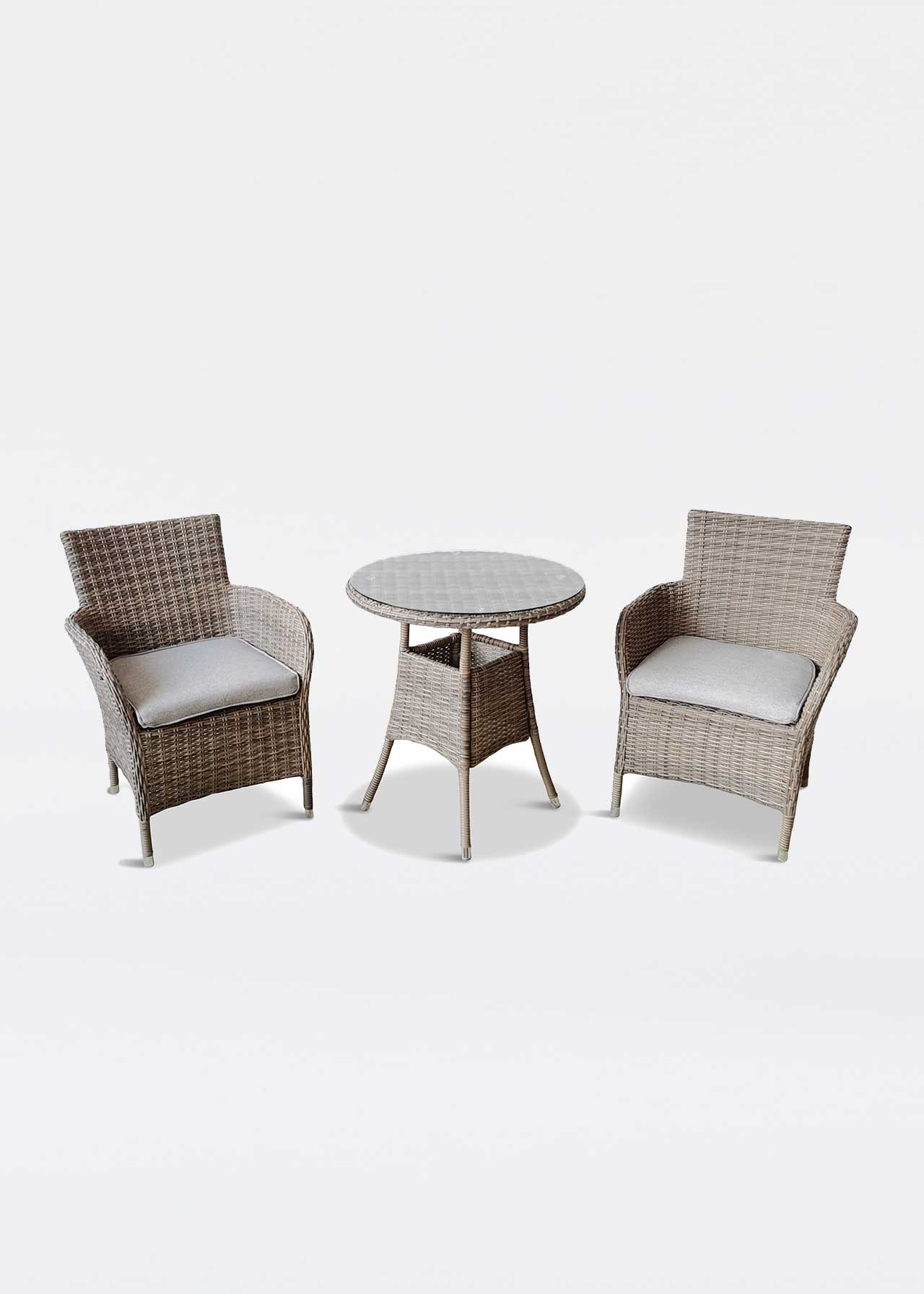 chester bistro set dobbies