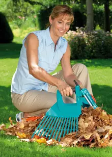 Combisystem Foldable Plastic Fan Rake XXL
