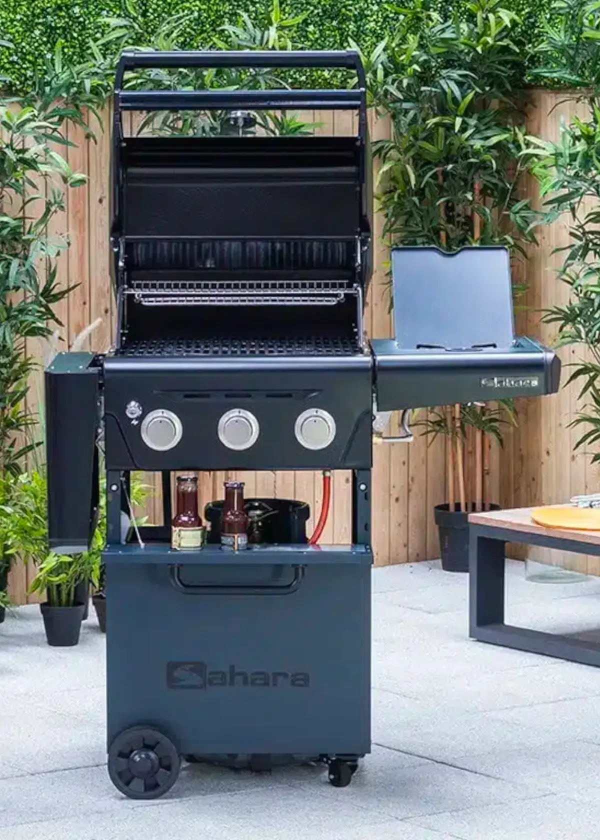A photo of Sahara X350 Gas BBQ