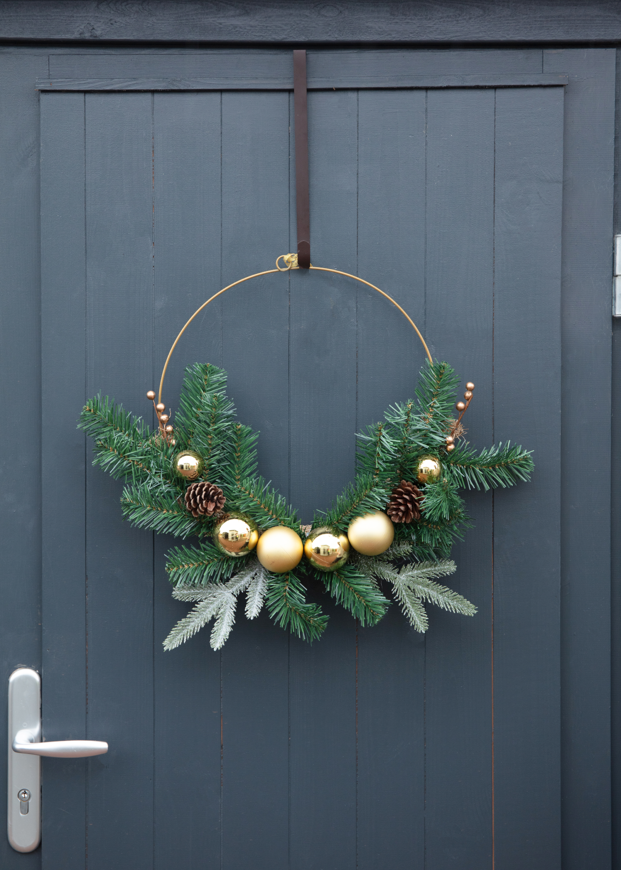 Artificial Wreath With Gold Baubles & Eucalyptus Foliage 45c