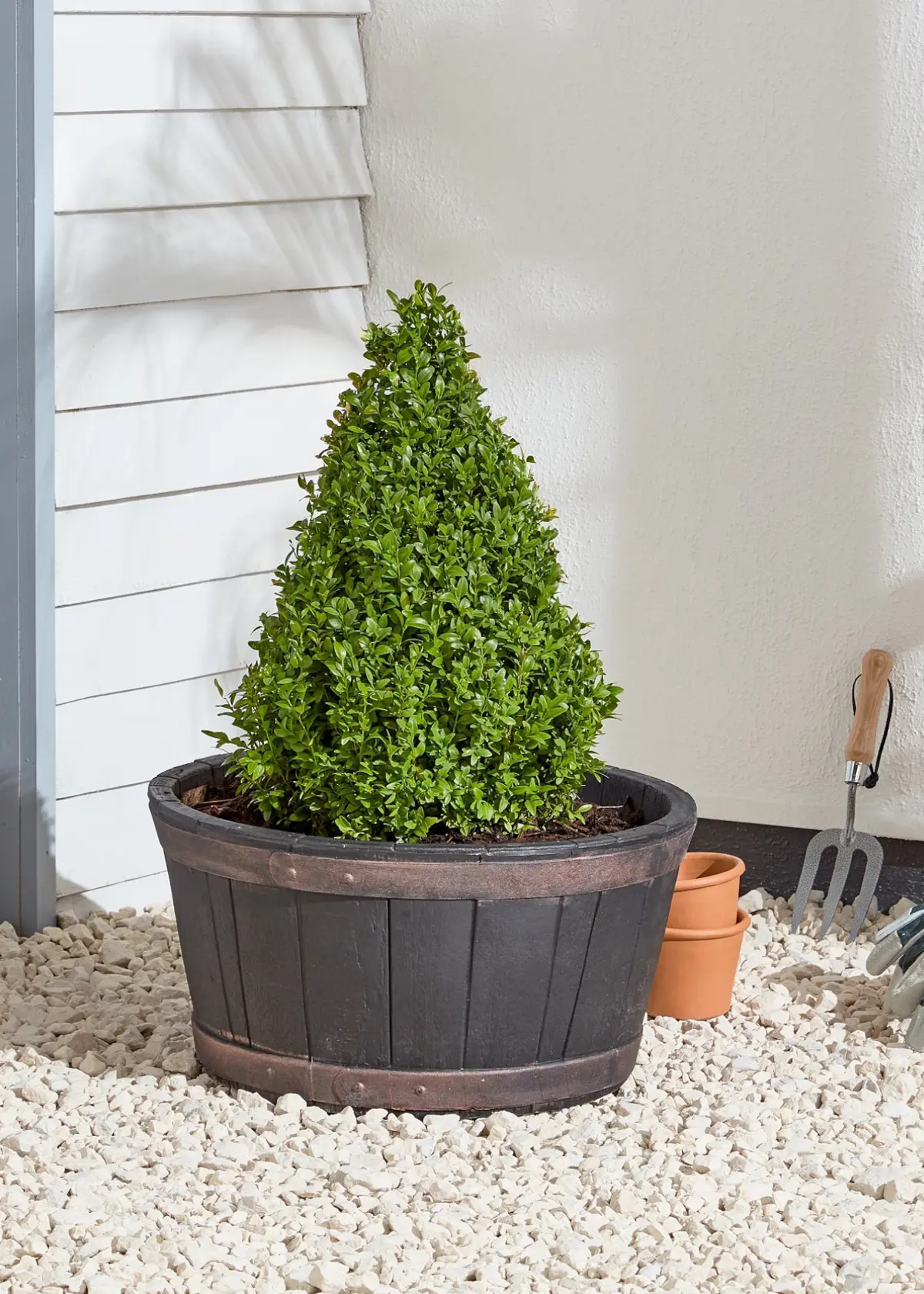 Oakwood Barrel Planter 50cm