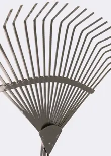 Dobbies Lawn Rake