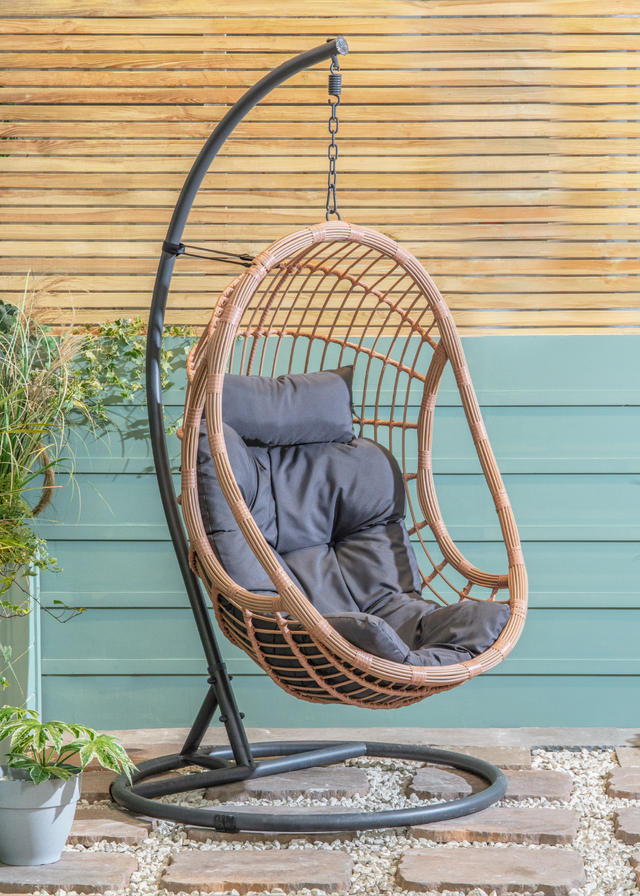 Lille Garden Hanging Egg Chair
