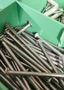 Pack of 18 Masonry Nails 70mm