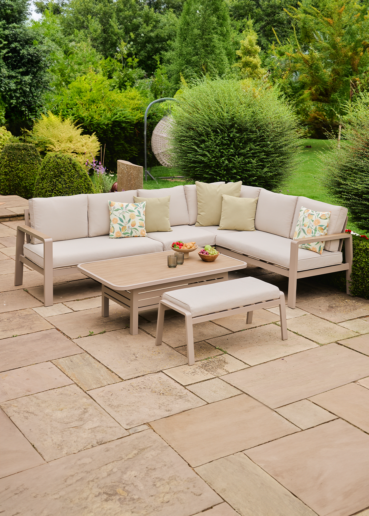 Sorento modular dining set