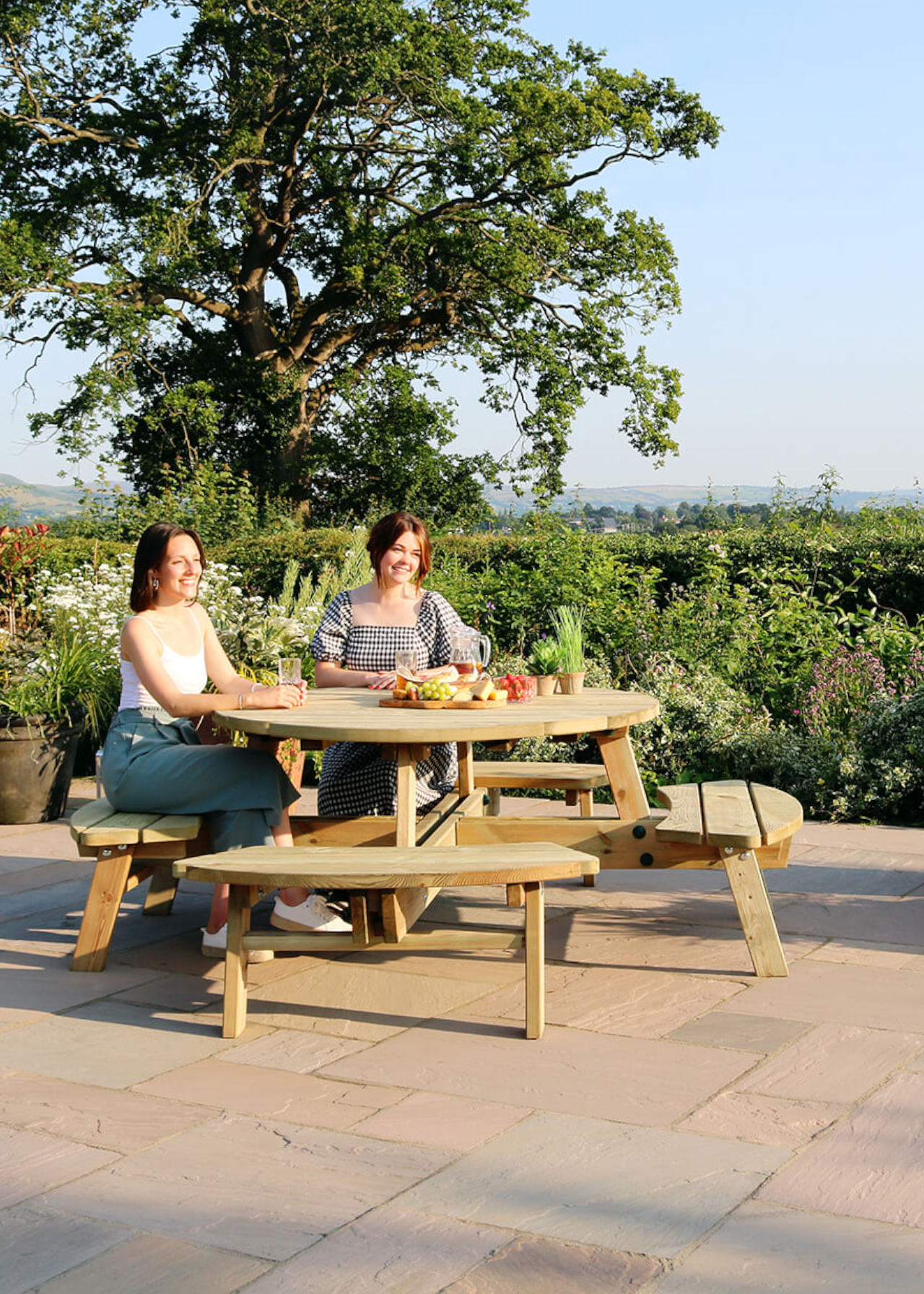 Rose Round Picnic Table