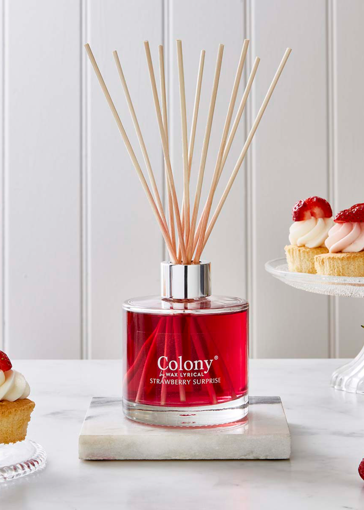 Strawberry surprise reed diffuser 200ml