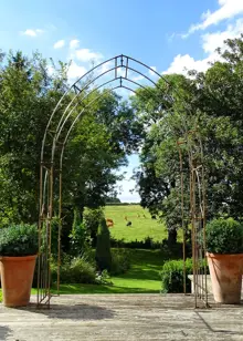 Gothic Bare Metal Garden Arch with Ground Spikes